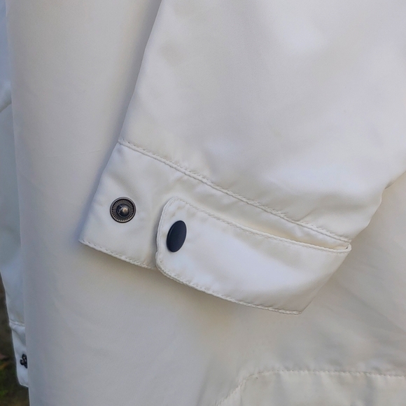 Men's Hooded Windbreaker, Forever21, White in Large - Picture 10 of 15